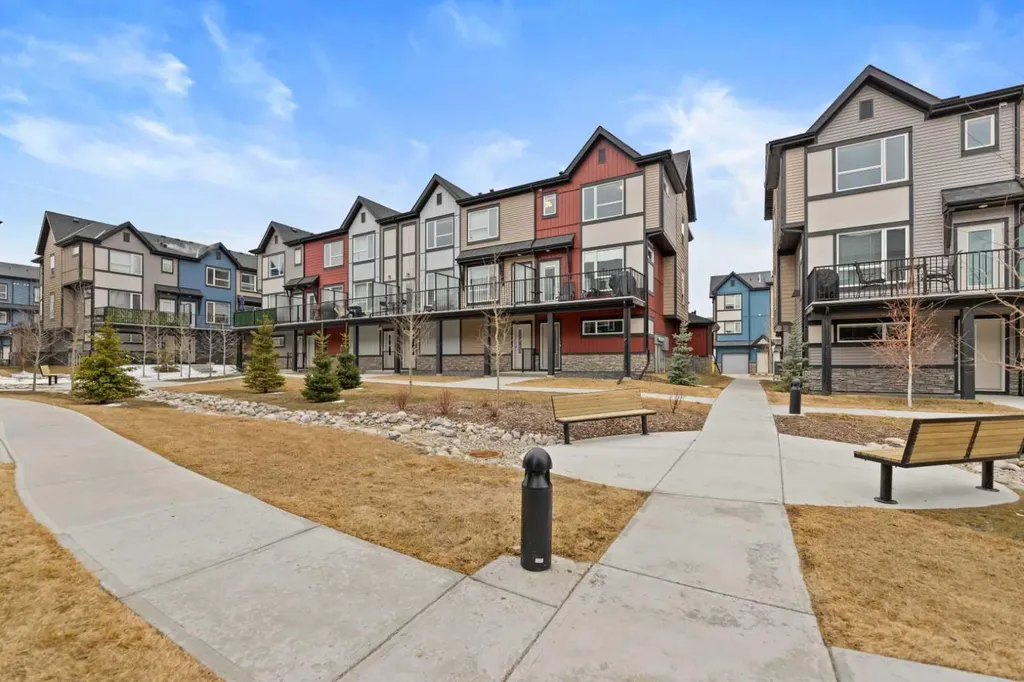 850 Belmont Drive SW Calgary AB T2X 4A5