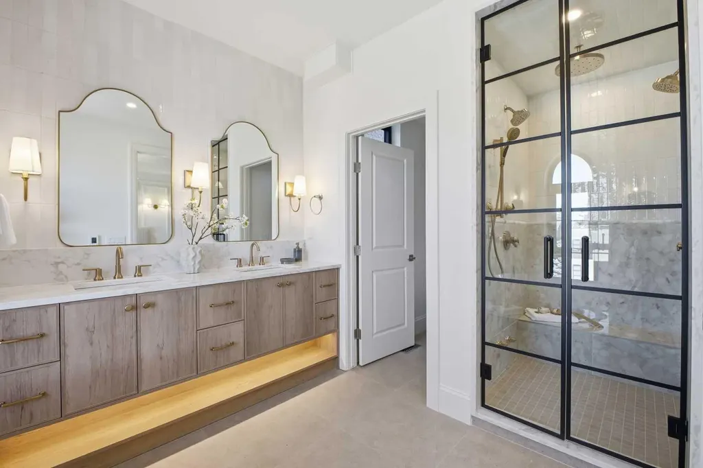 2023 27 Avenue SW Calgary AB T2T 1H6