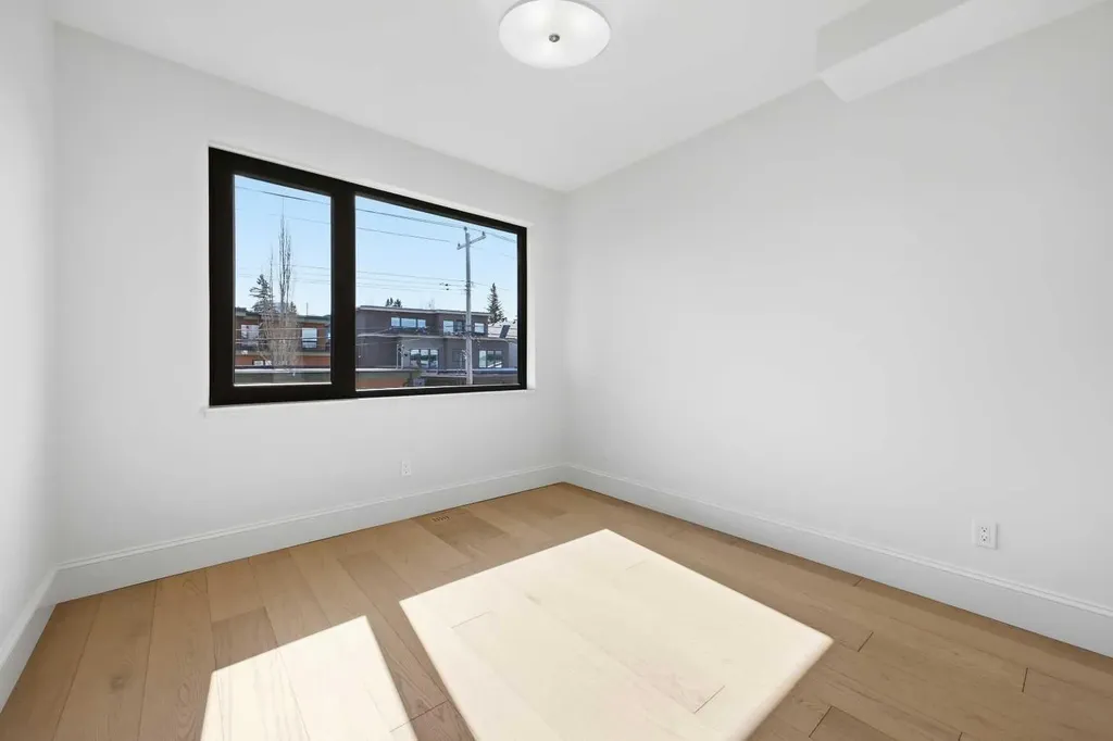 2023 27 Avenue SW Calgary AB T2T 1H6