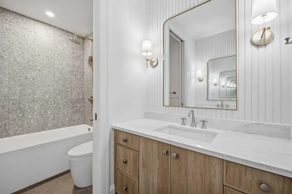 2023 27 Avenue SW Calgary AB T2T 1H6