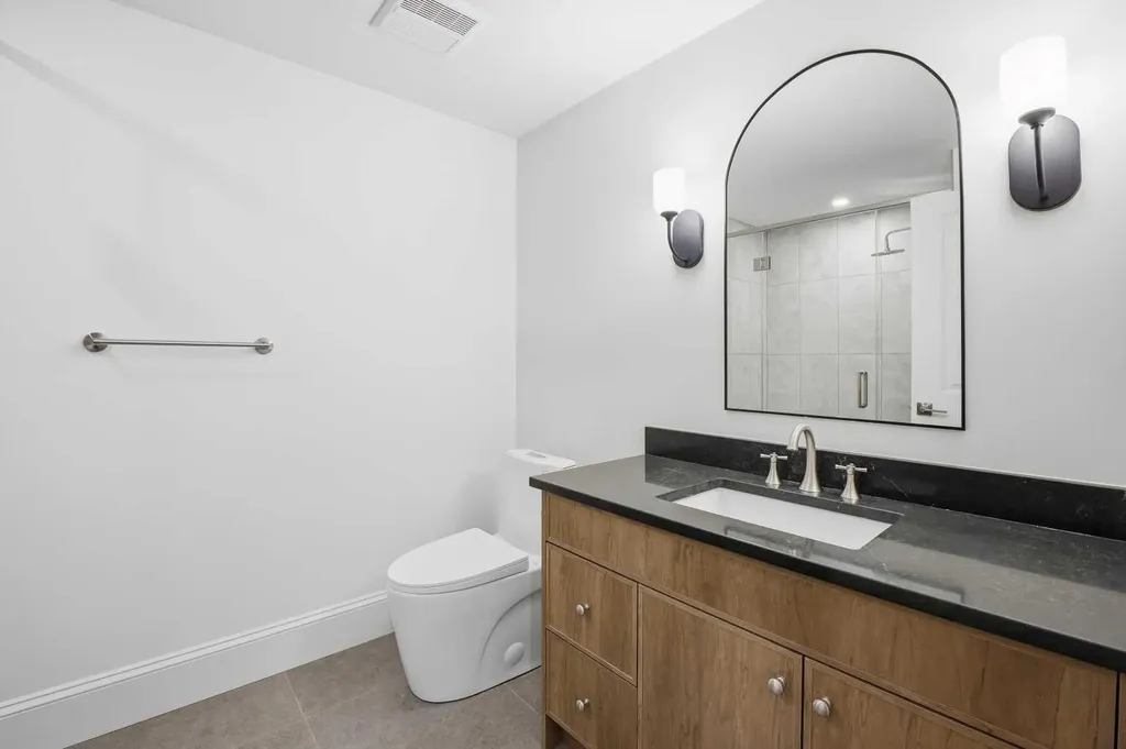 2023 27 Avenue SW Calgary AB T2T 1H6