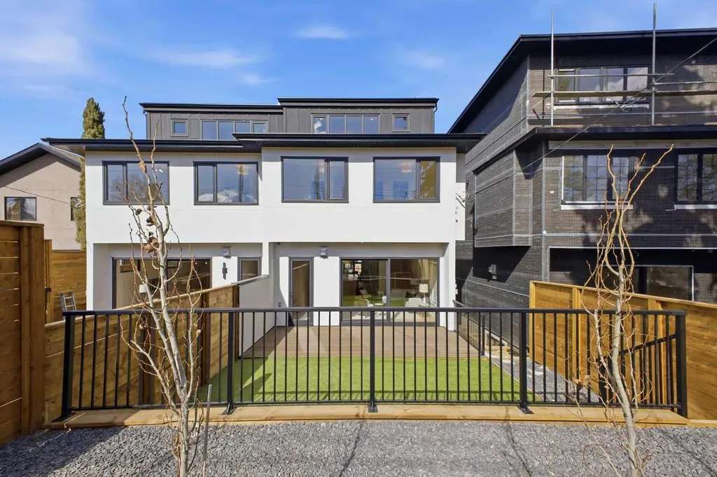 2023 27 Avenue SW Calgary AB T2T 1H6