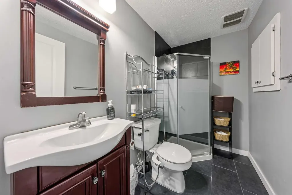 286 Kings Heights Drive SE Airdrie AB T4A 0S6