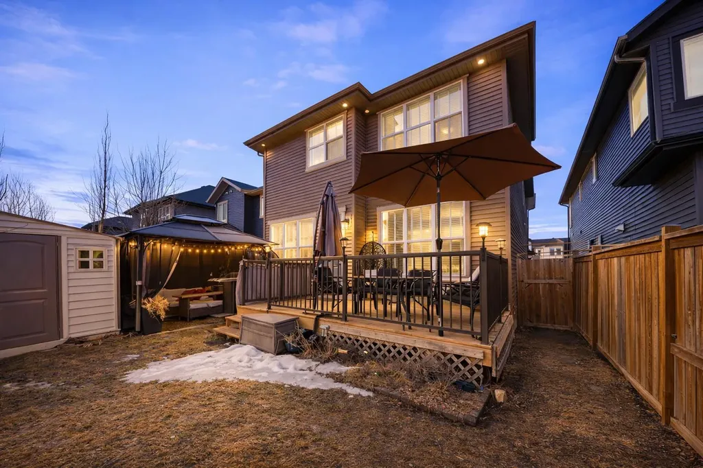 286 Kings Heights Drive SE Airdrie AB T4A 0S6