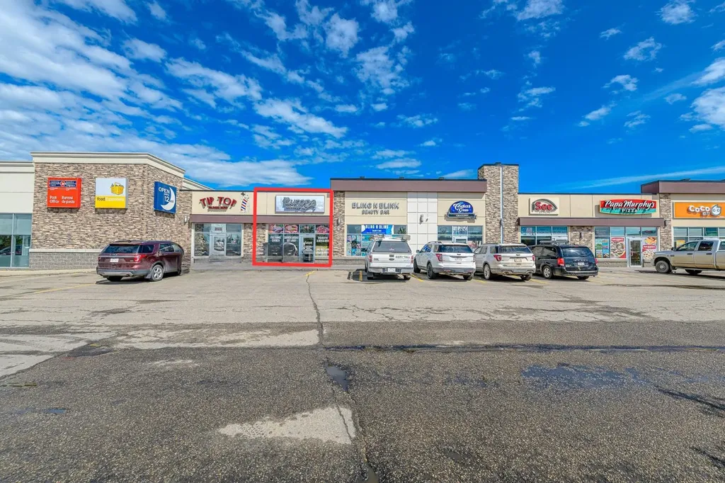 10712 78 Avenue Grande Prairie AB T8W 0G9