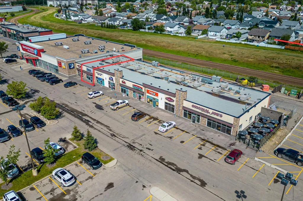 10712 78 Avenue Grande Prairie AB T8W 0G9