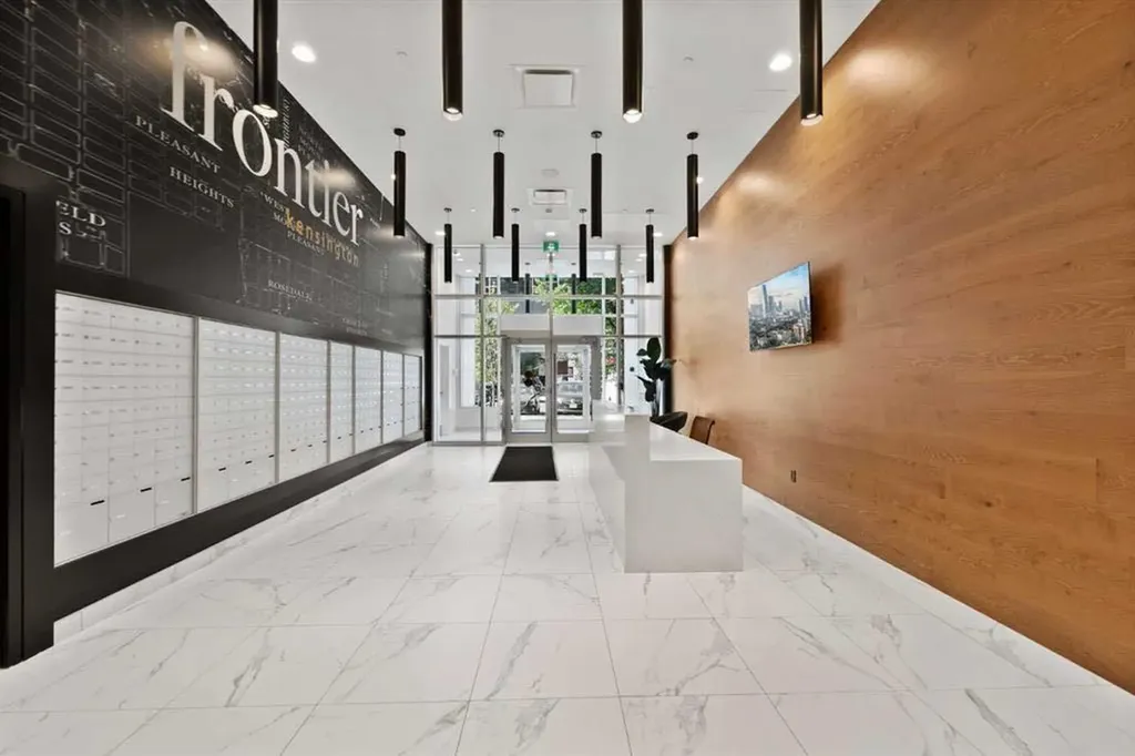 110 18a Street NW Calgary AB T2N5G5