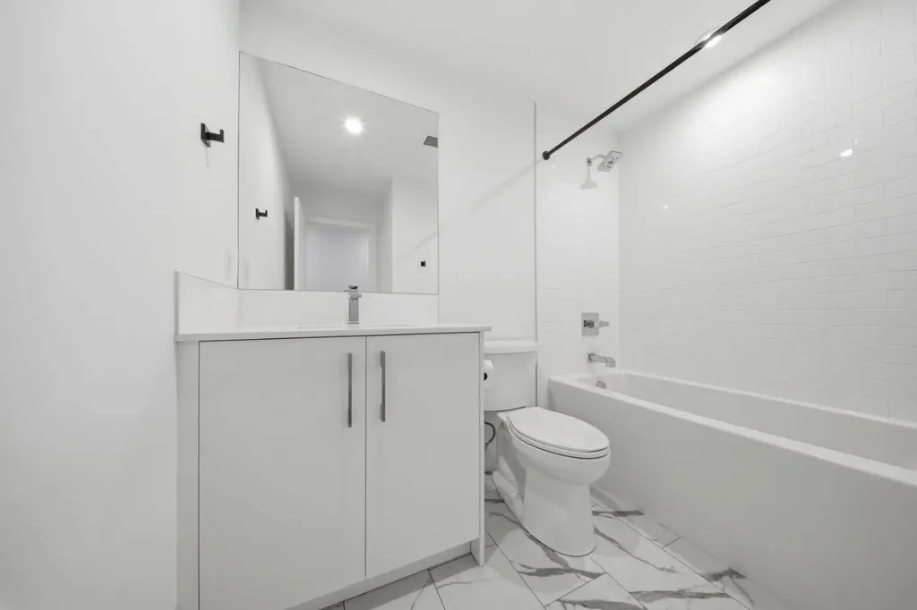 110 18a Street NW Calgary AB T2N5G5