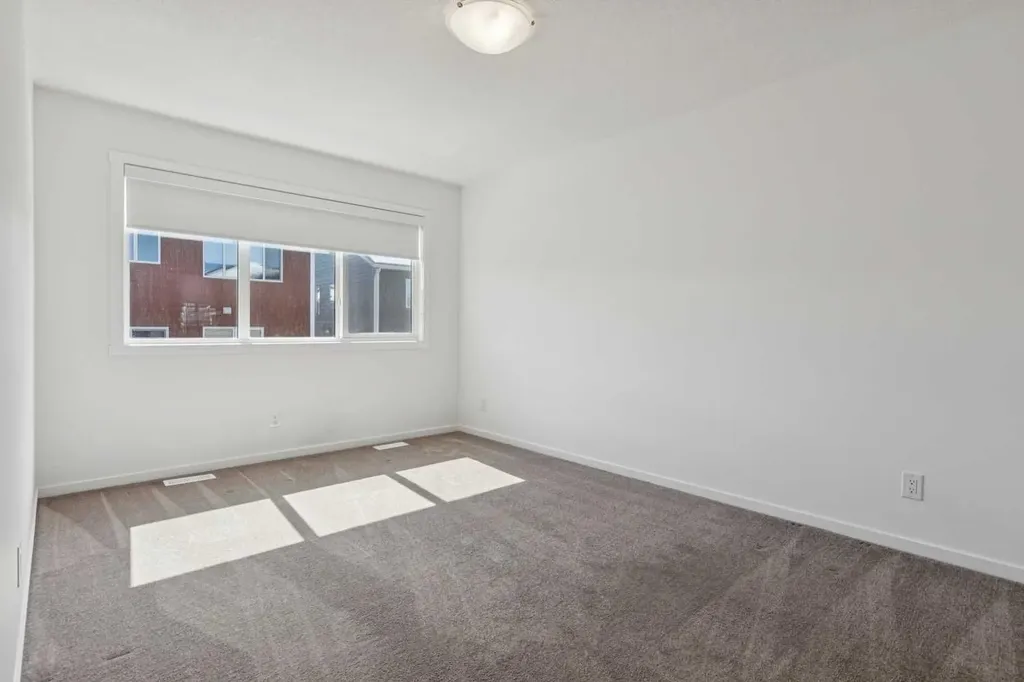 25 Yorkstone Row SW Calgary AB T2X 5H4
