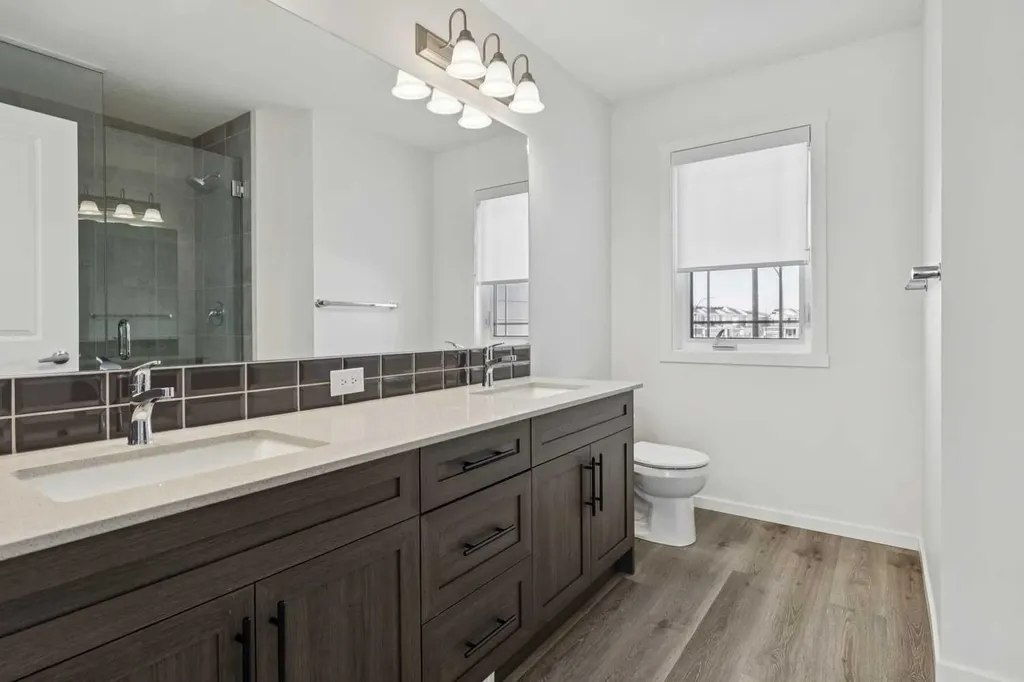 25 Yorkstone Row SW Calgary AB T2X 5H4