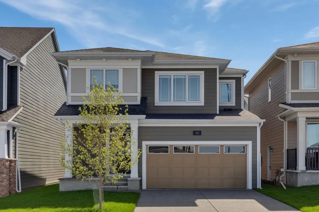25 Yorkstone Row SW Calgary AB T2X 5H4