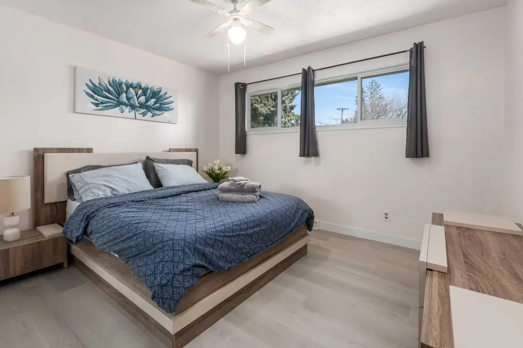 4504 14 Street NW Calgary AB T2K1J6