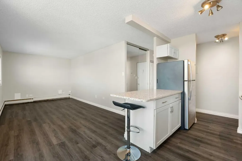 316 1 Avenue NE Calgary AB T2E0B2