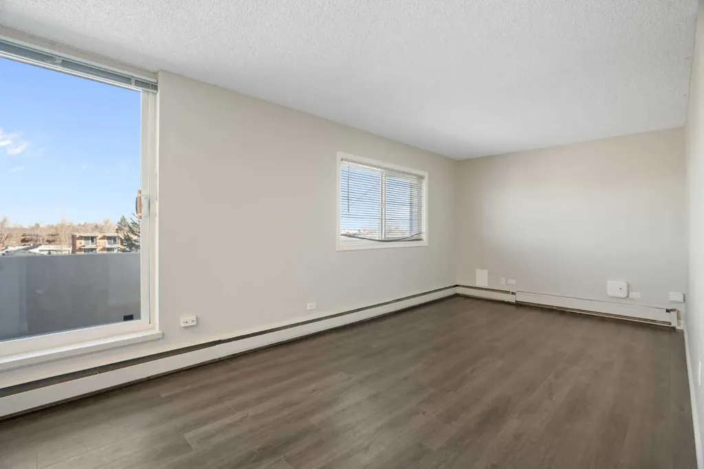316 1 Avenue NE Calgary AB T2E0B2