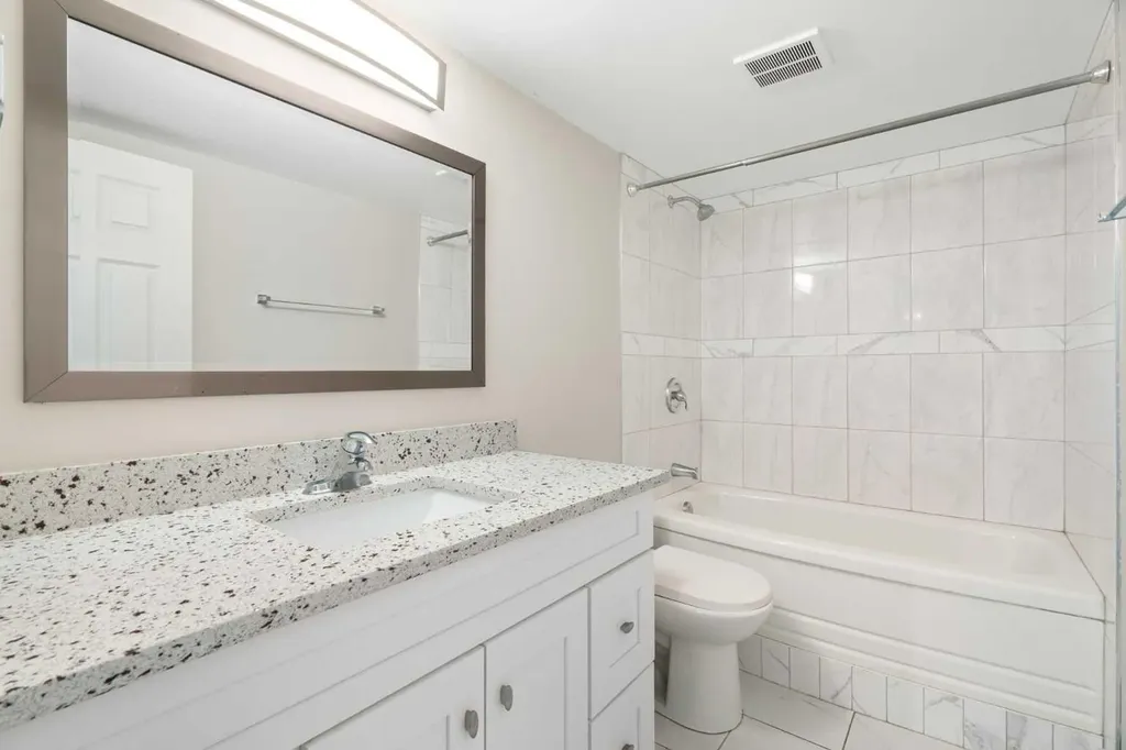 316 1 Avenue NE Calgary AB T2E0B2