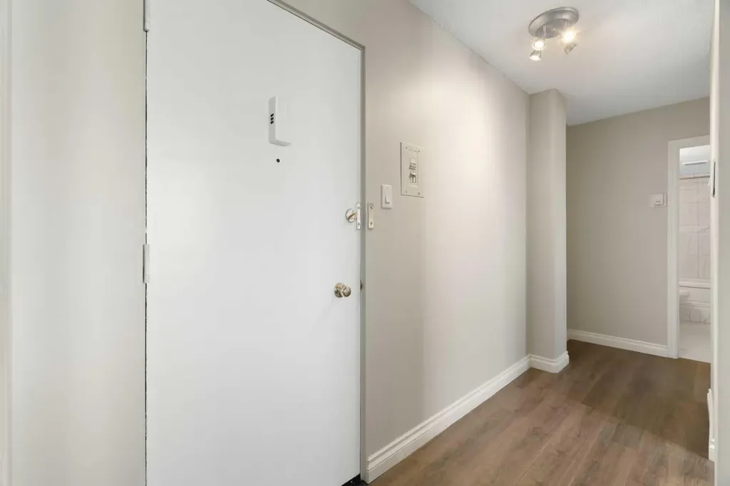 316 1 Avenue NE Calgary AB T2E0B2
