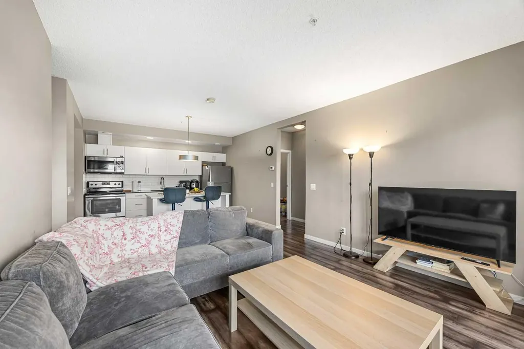 4818 Varsity Drive NW Calgary AB T3A 1A3