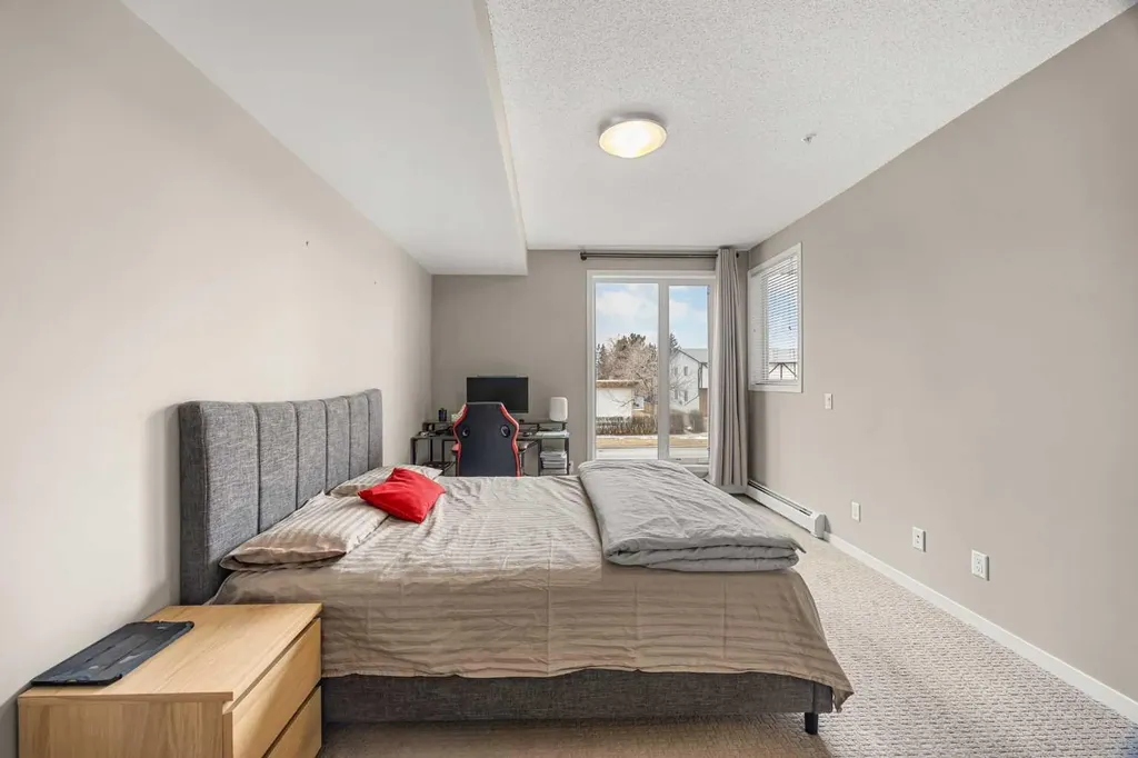 4818 Varsity Drive NW Calgary AB T3A 1A3