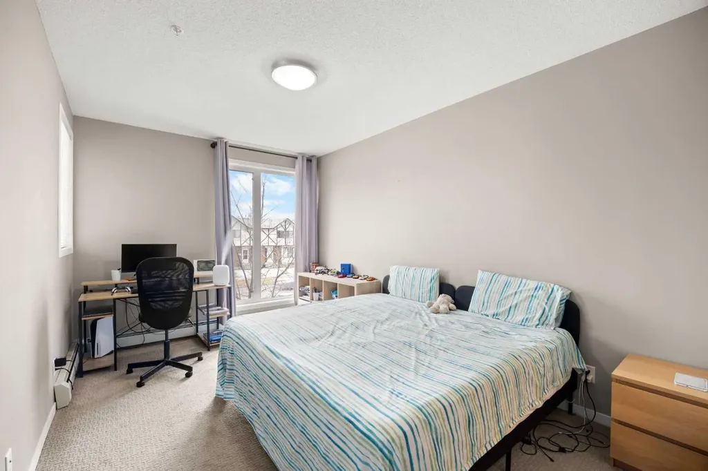4818 Varsity Drive NW Calgary AB T3A 1A3