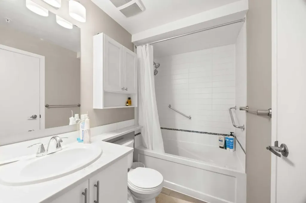 4818 Varsity Drive NW Calgary AB T3A 1A3