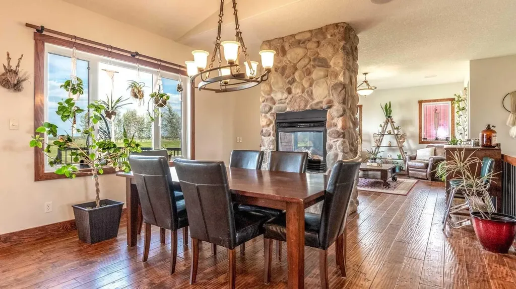 3100 Range Road 254 Strathmore AB T1P 0K4