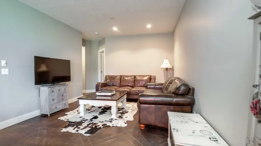 3100 Range Road 254 Strathmore AB T1P 0K4