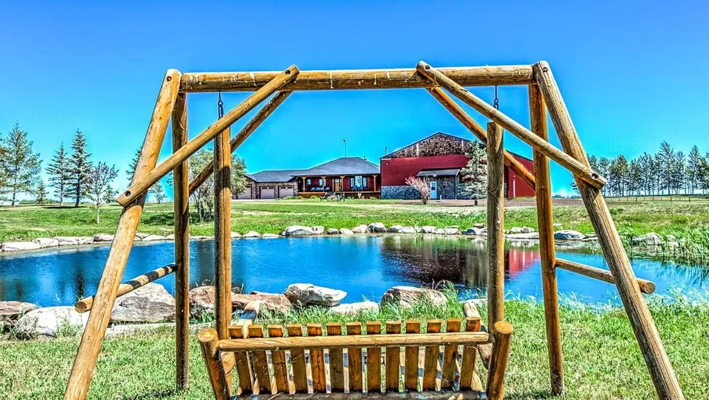 3100 Range Road 254 Strathmore AB T1P 0K4