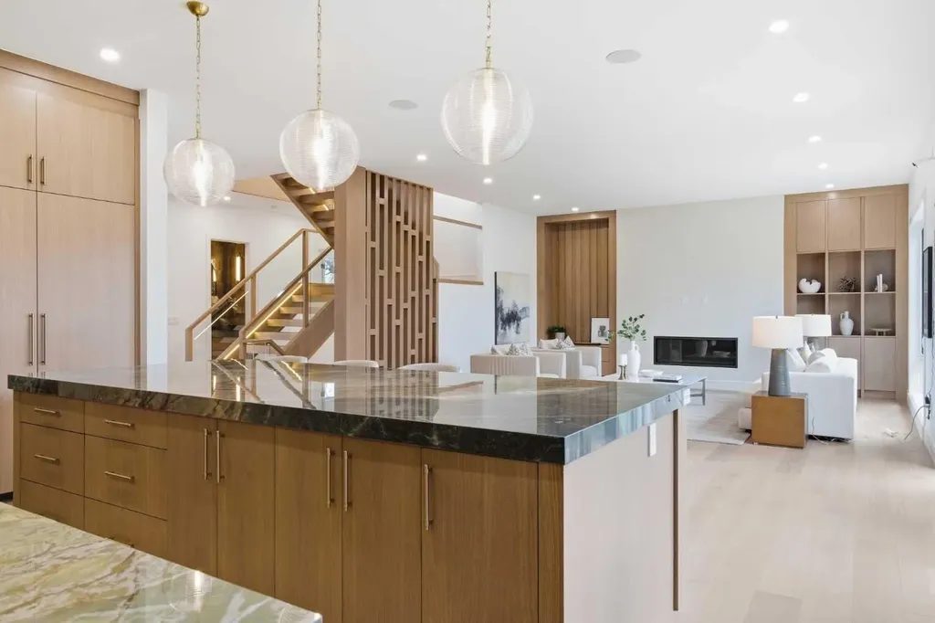 209 Windermere Road SW Calgary AB T3C 3K9