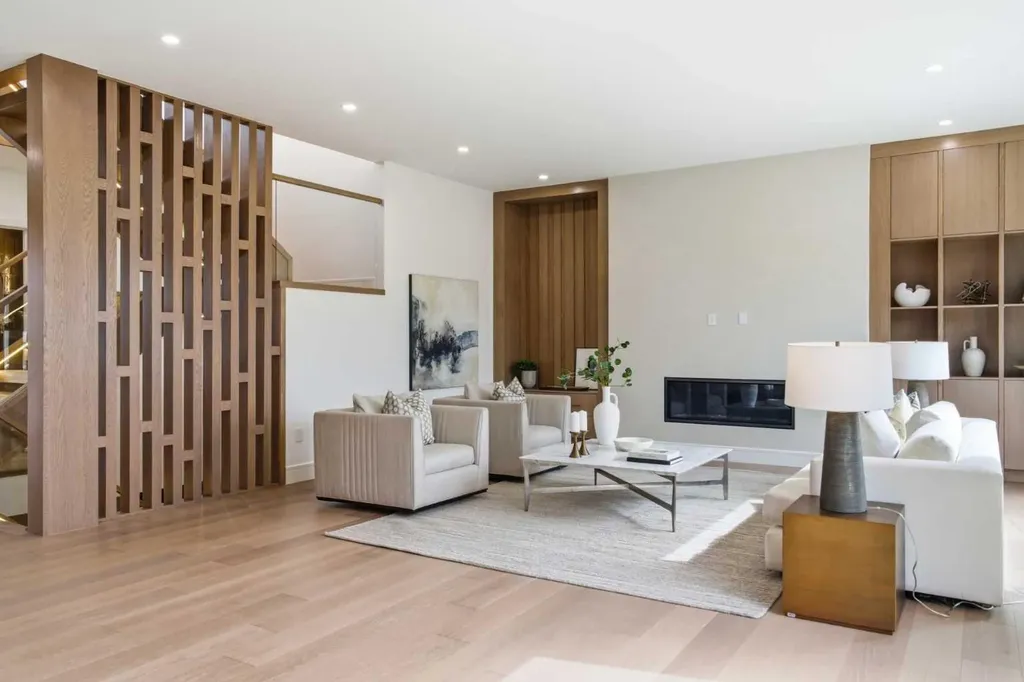 209 Windermere Road SW Calgary AB T3C 3K9