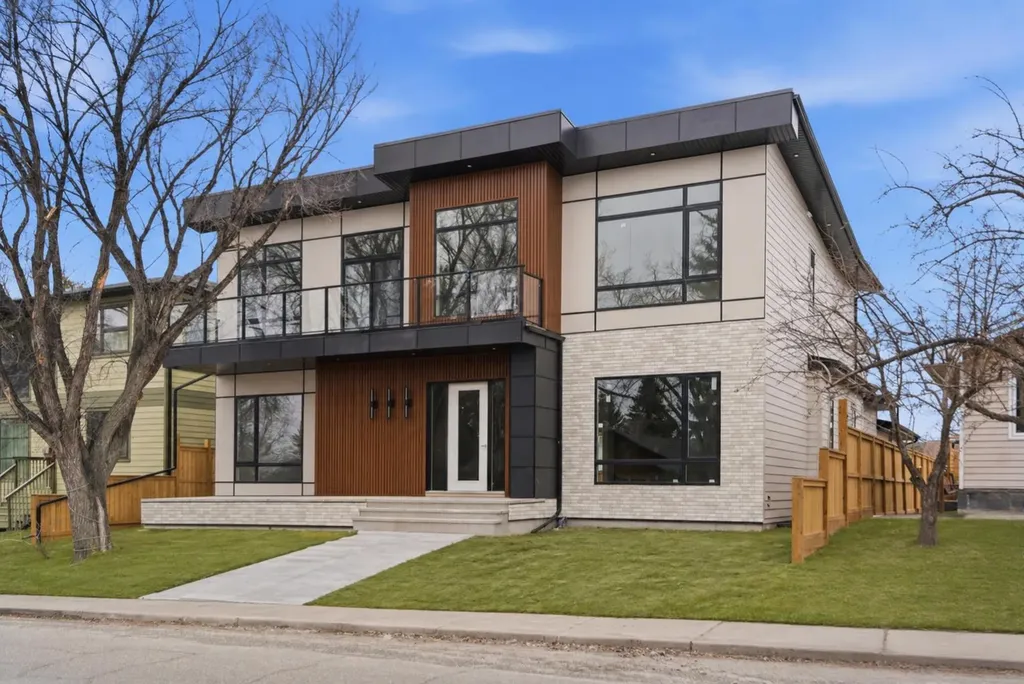 209 Windermere Road SW Calgary AB T3C 3K9