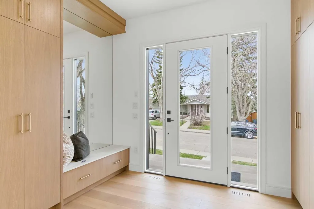 209 Windermere Road SW Calgary AB T3C 3K9
