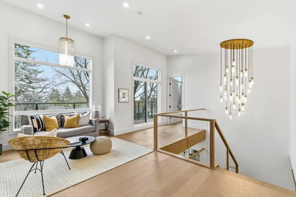 209 Windermere Road SW Calgary AB T3C 3K9