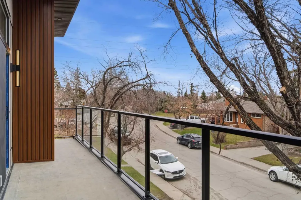 209 Windermere Road SW Calgary AB T3C 3K9