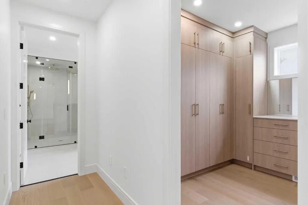 209 Windermere Road SW Calgary AB T3C 3K9