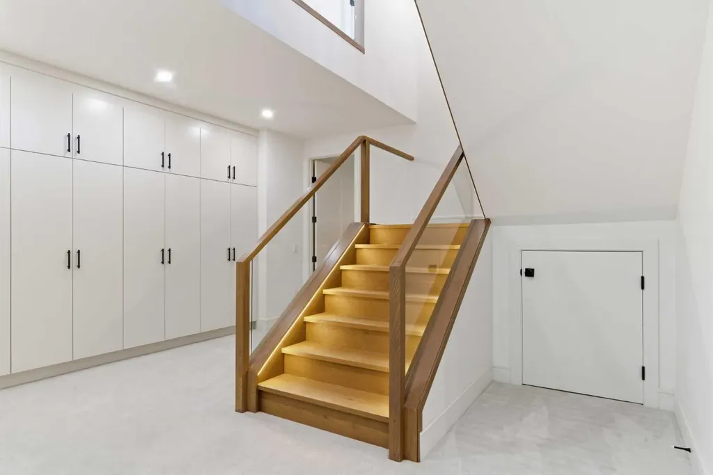 209 Windermere Road SW Calgary AB T3C 3K9
