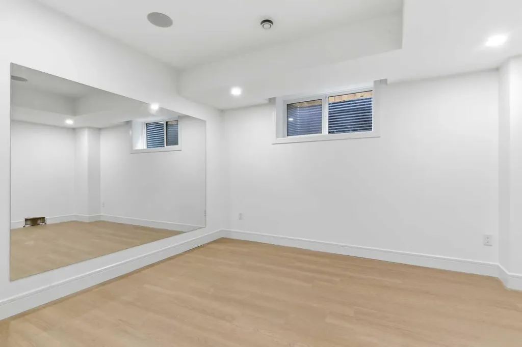 209 Windermere Road SW Calgary AB T3C 3K9