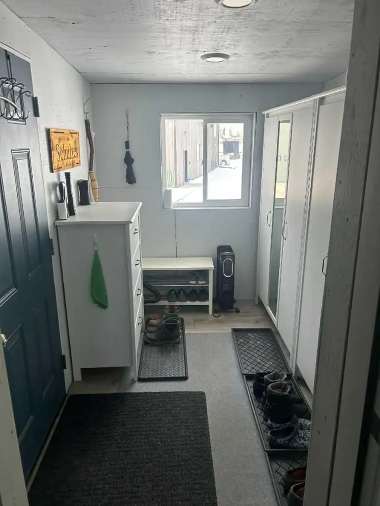 270165 Range Road 291 SE Airdrie AB T4B 3N6