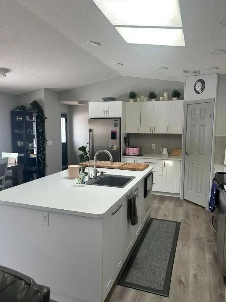 270165 Range Road 291 SE Airdrie AB T4B 3N6