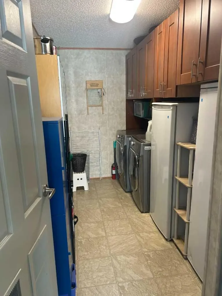 270165 Range Road 291 SE Airdrie AB T4B 3N6