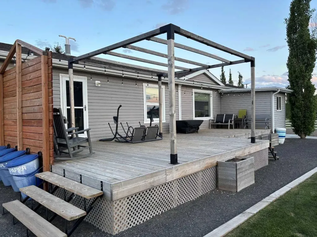 270165 Range Road 291 SE Airdrie AB T4B 3N6