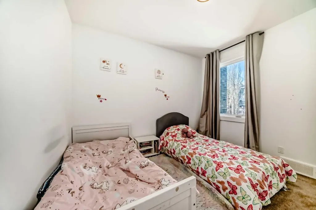 166 69 Street SW Calgary AB T3H5C7