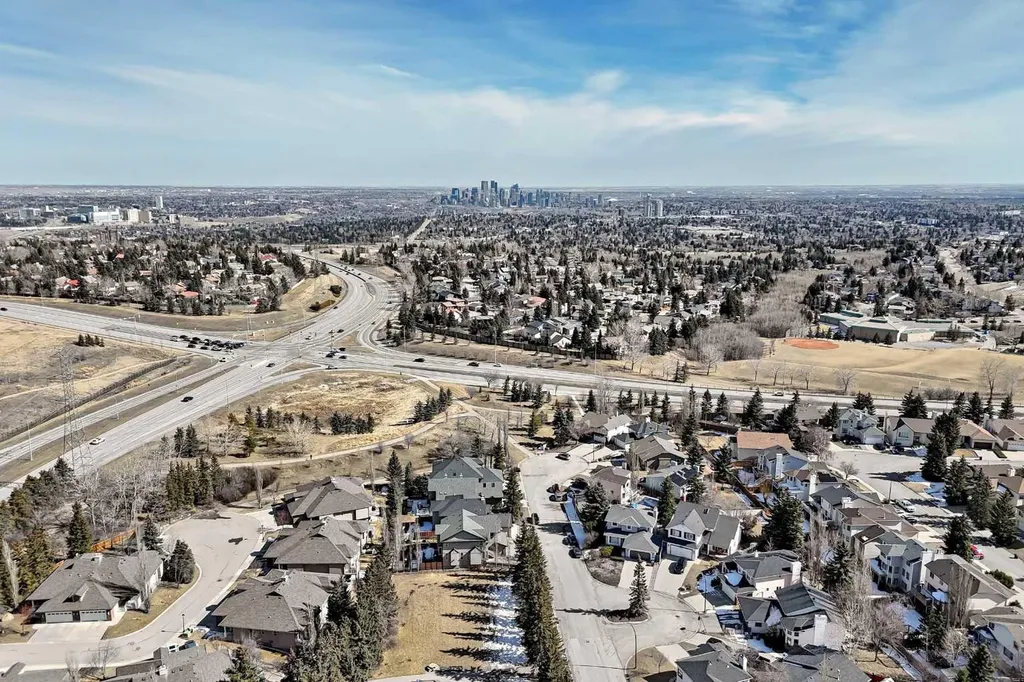 166 69 Street SW Calgary AB T3H5C7
