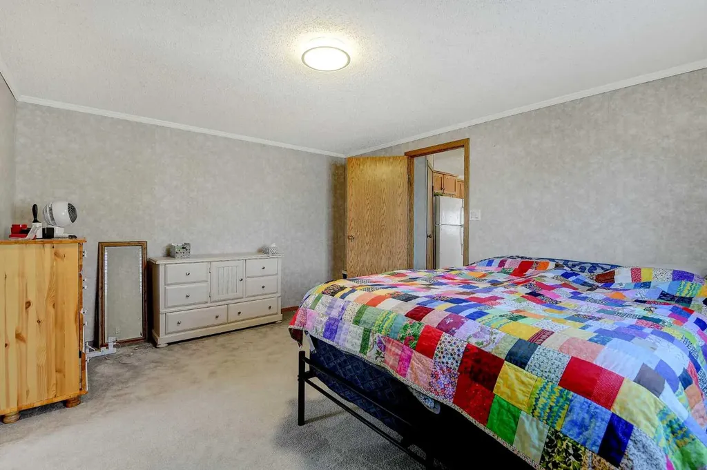 10615 88 Street Grande Prairie AB T8X 1P5