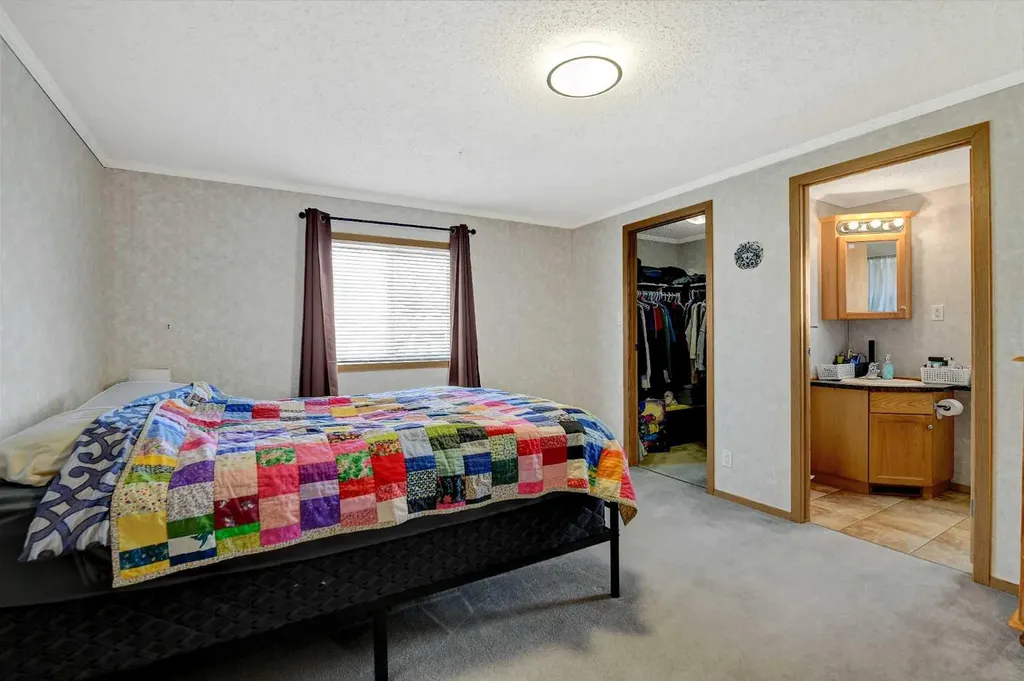 10615 88 Street Grande Prairie AB T8X 1P5