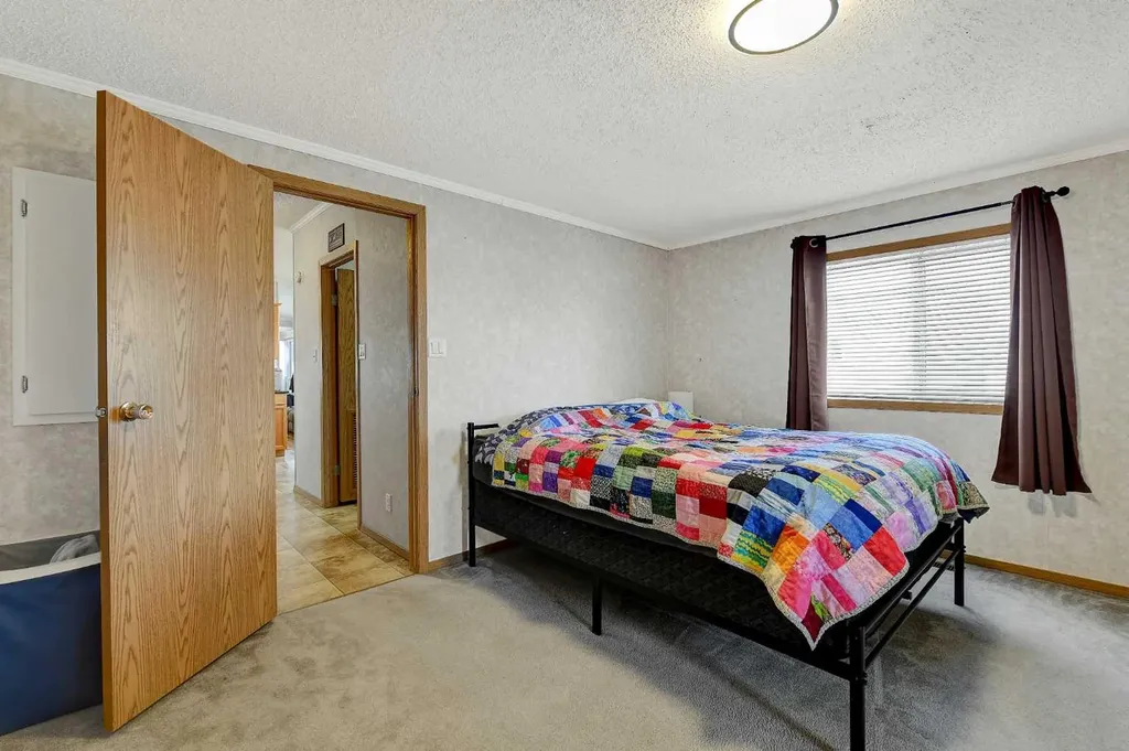 10615 88 Street Grande Prairie AB T8X 1P5