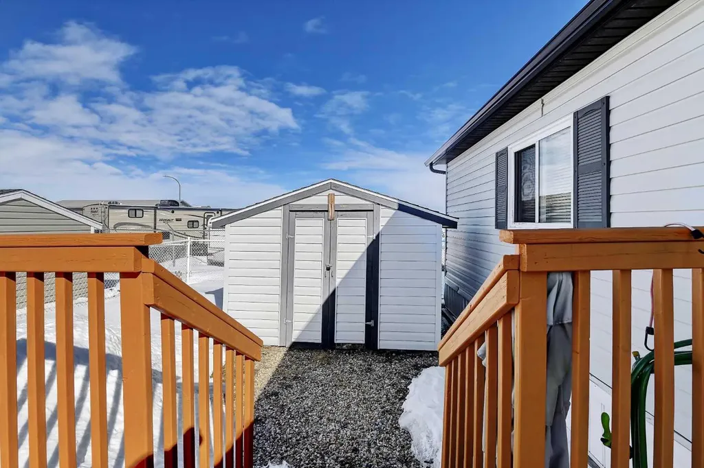 10615 88 Street Grande Prairie AB T8X 1P5