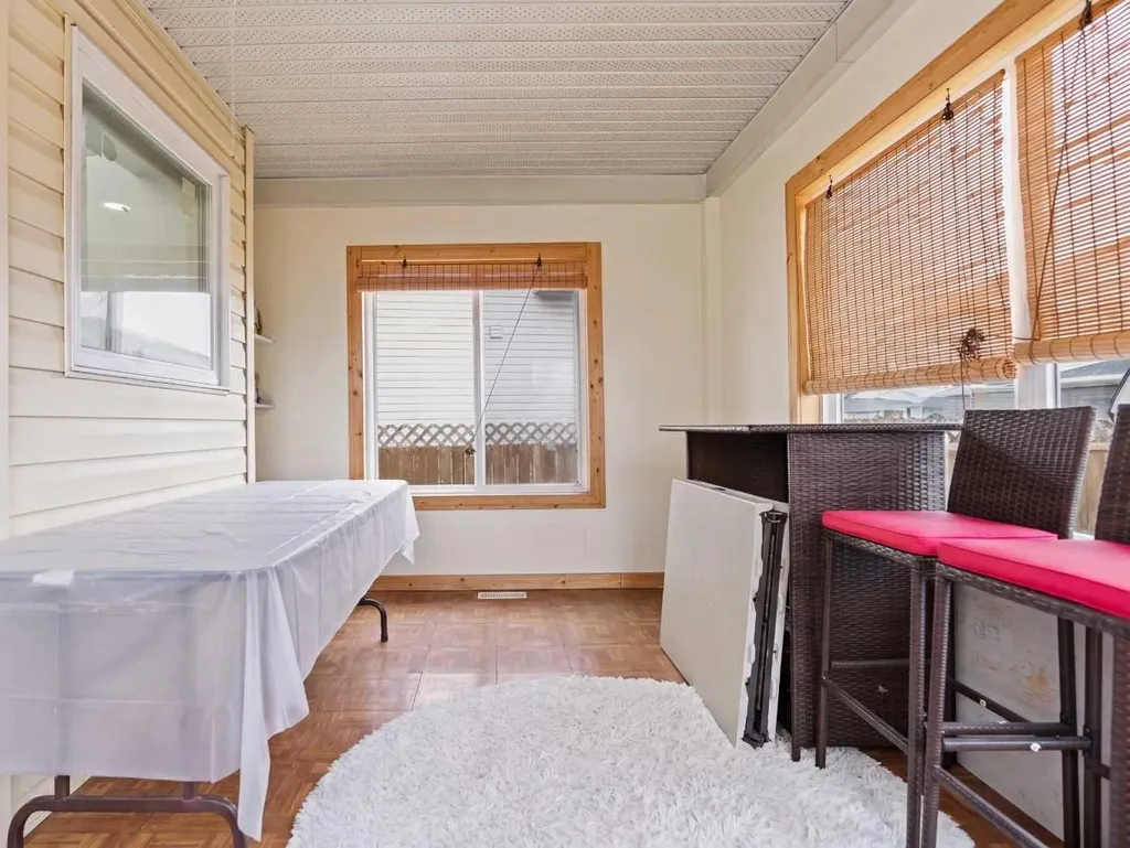 83 Coral Springs Grove NE Calgary AB T3J 3T7
