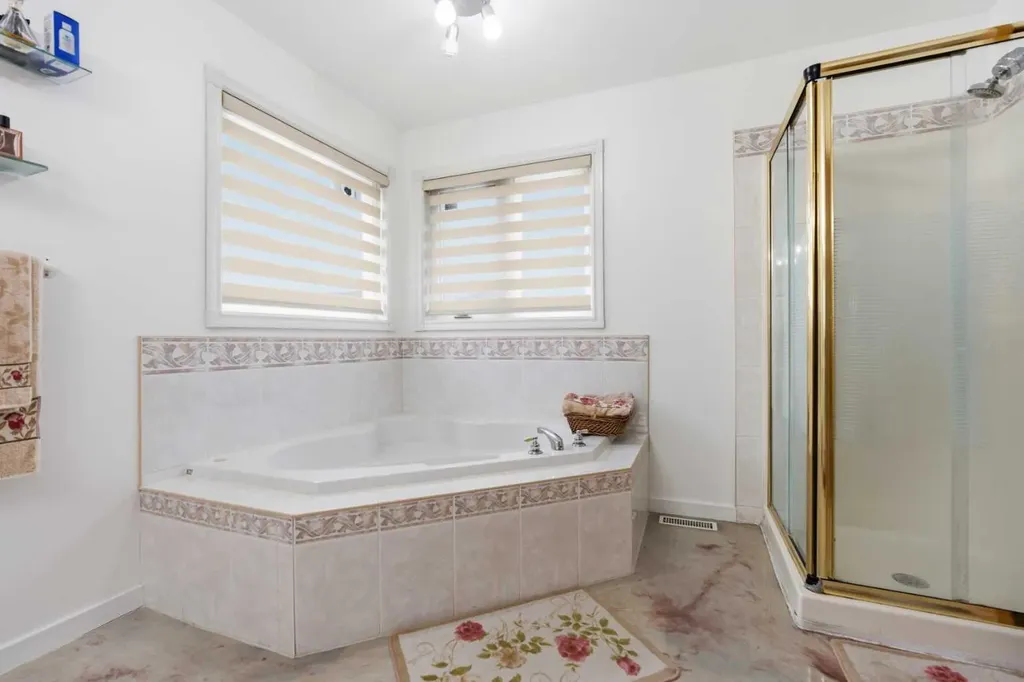 83 Coral Springs Grove NE Calgary AB T3J 3T7