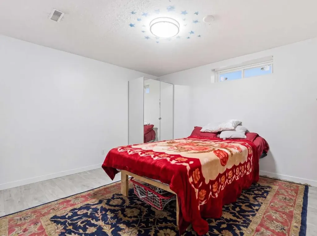 83 Coral Springs Grove NE Calgary AB T3J 3T7