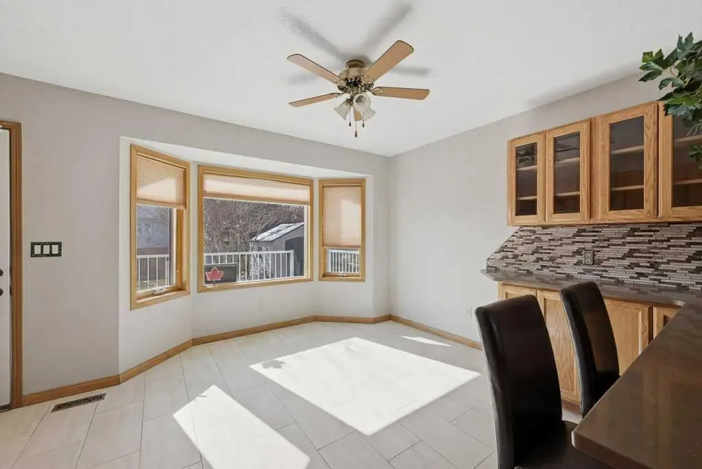119 Macewan Meadow Way NW Calgary AB T3K 3H9